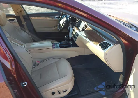 2015 Hyundai Genesis 3.8 z USA, uszkodzony, nr VIN KMHGN4JE8FU094546